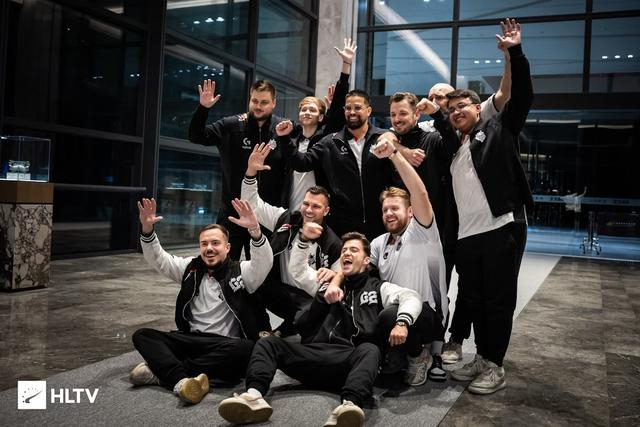 米兰双雄逆 米兰双雄逆