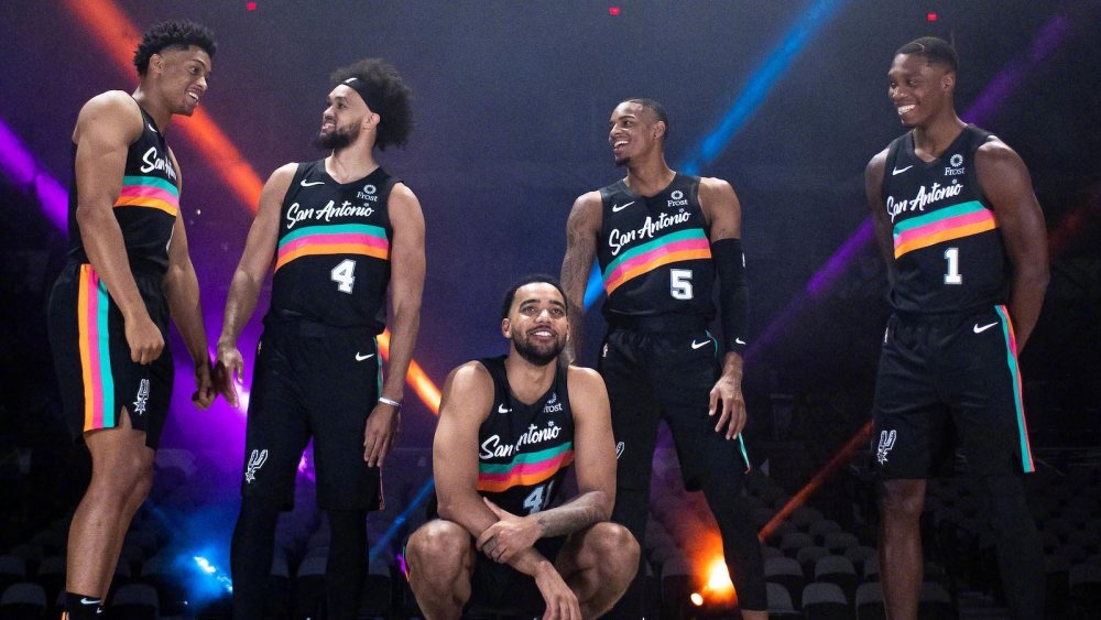 小组头名 小组头名